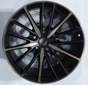 Duo tone wheel hub for the Aston Martin DBS Superleggera